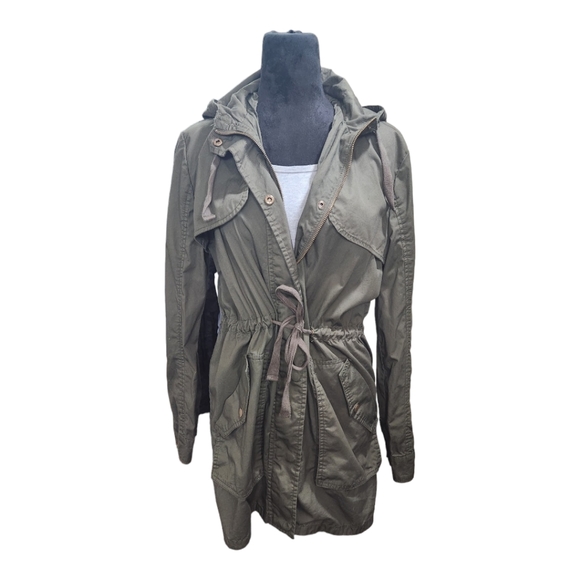 Tobi The Difference Hooded Trench Anorak in Olive - Picture 3 of 13